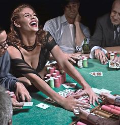 Dealer reveal moment Dealer hand reveal at kunci Casino Hold'em